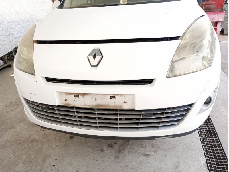 Recambio de paragolpes delantero para renault grand scénic iii (jz0/1_) 1.9 dci referencia OEM IAM   