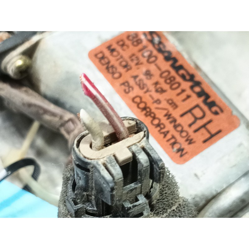 Recambio de elevalunas trasero derecho para ssangyong rexton 2.7 turbodiesel cat referencia OEM IAM   