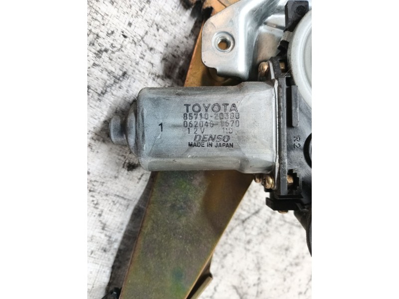 Recambio de elevalunas trasero izquierdo para toyota corolla (e12) 2.0 d-4d sol berlina referencia OEM IAM  8571020380 