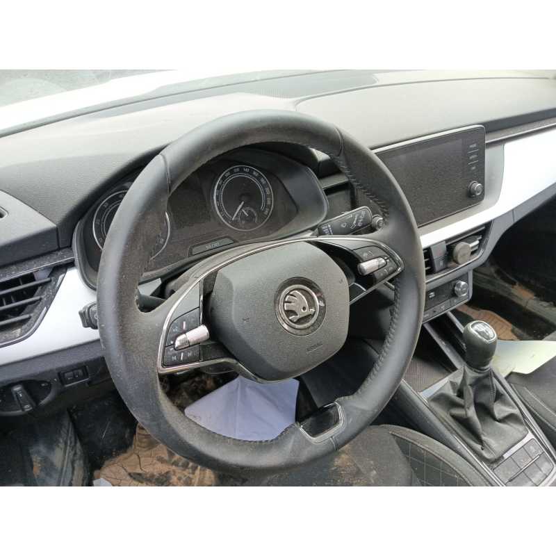 Recambio de volante para skoda kamiq (nw4) 1.0 tsi referencia OEM IAM   