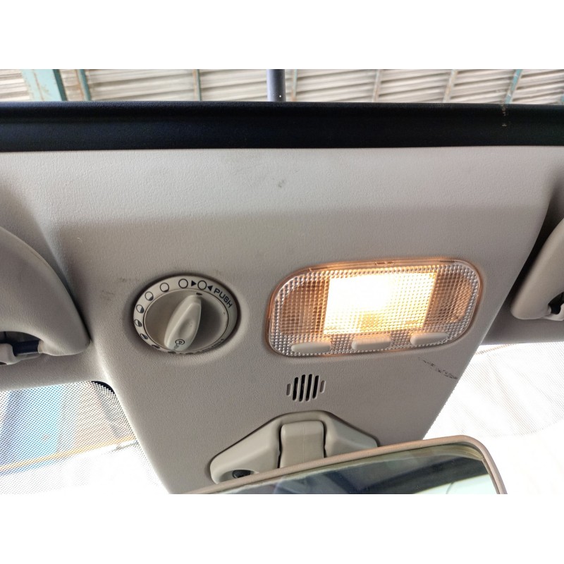 Recambio de luz interior para citroën c3 pluriel (hb_) 1.6 referencia OEM IAM   