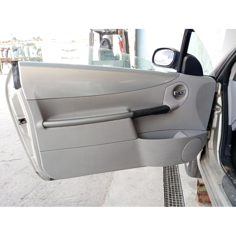 Recambio de guarnecido puerta delantera izquierda para citroën c3 pluriel (hb_) 1.6 referencia OEM IAM   