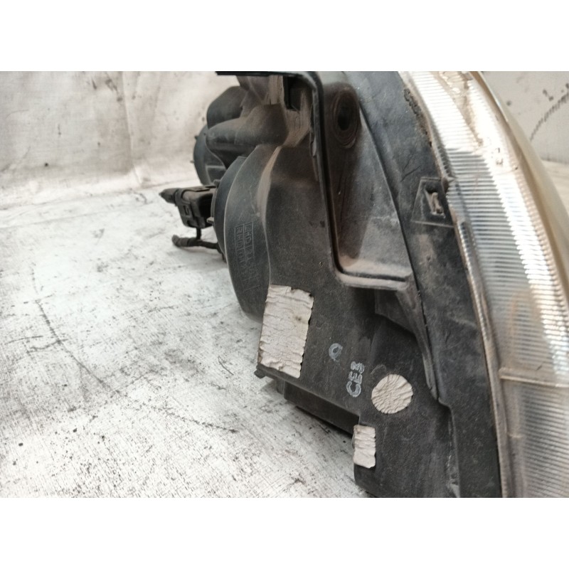 Recambio de faro izquierdo para kia carens iii monospace (un) 2.0 crdi 140 referencia OEM IAM   