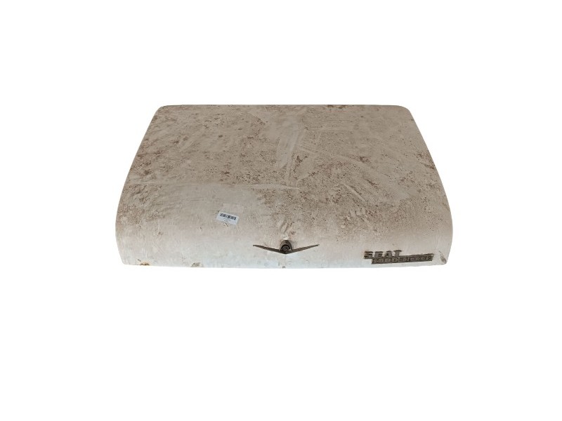 Recambio de porton trasero para seat 132 (132a) 1.8 referencia OEM IAM COMPLETO  