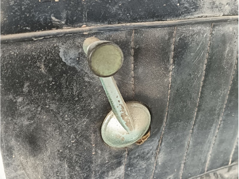 Recambio de puerta delantera derecha para seat 132 (132a) 1.8 referencia OEM IAM COMPLETA  