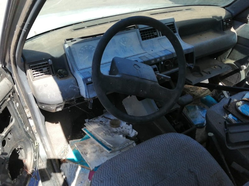 renault super 5 (b/c40_) del año 1989