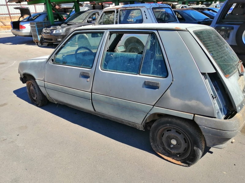 renault super 5 (b/c40_) del año 1989