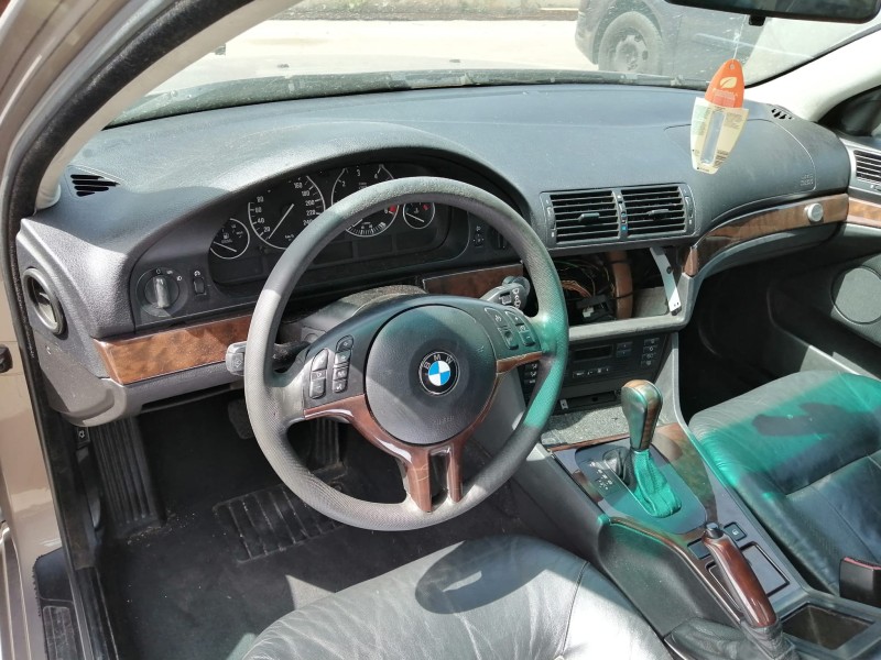 bmw 5 (e39) del año 2003