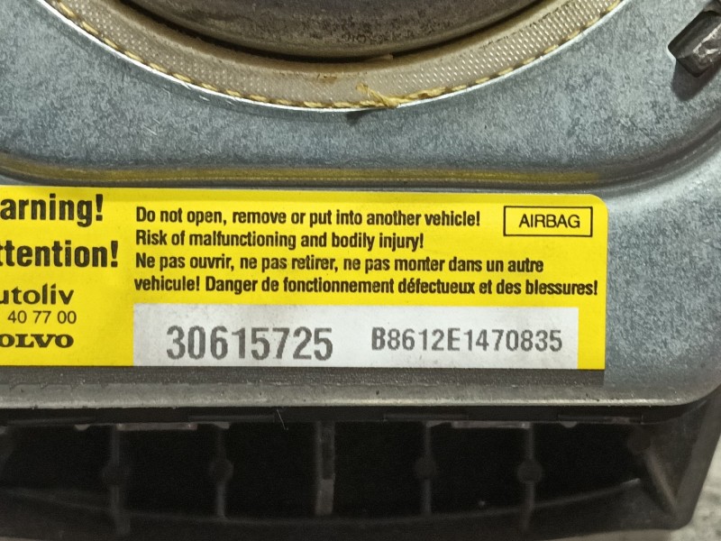 Recambio de airbag delantero izquierdo para volvo v50 familiar 2.0 d kinetic referencia OEM IAM  30615725 