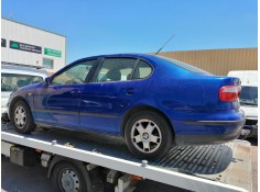 SEAT TOLEDO II (1M2)