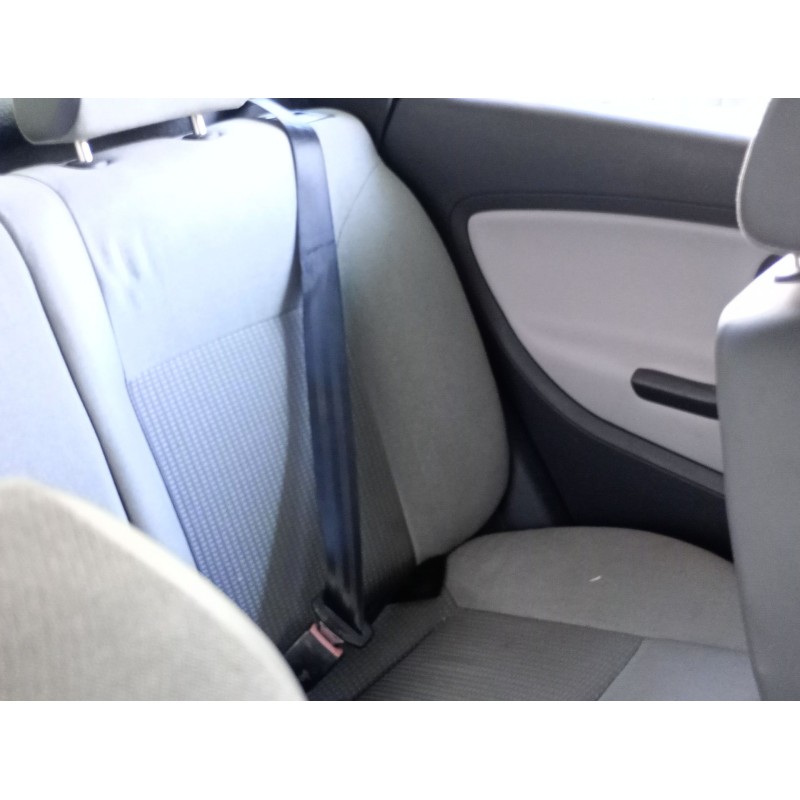 Recambio de cinturon seguridad trasero izquierdo para seat ibiza iii (6l1) 1.9 tdi referencia OEM IAM   