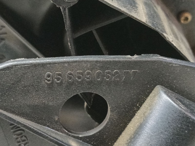 Recambio de retrovisor izquierdo para citroën zx (n2) 1.9 d referencia OEM IAM   