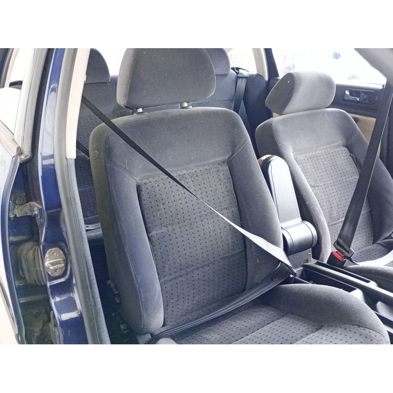 Recambio de cinturon seguridad delantero derecho para volkswagen passat b5 (3b2) 1.8 referencia OEM IAM   