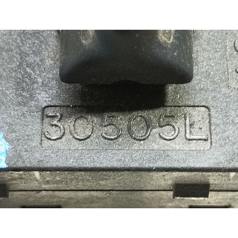 Recambio de mando elevalunas trasero derecho para chrysler jeep gr.cherokee (wj/wg) 3.1 td laredo referencia OEM IAM   