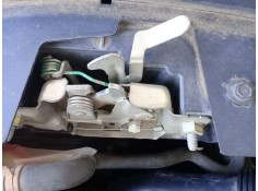 Recambio de cerradura capot para renault clio iii (br0/1, cr0/1) 1.2 16v (br02, br0j, br11, cr02, cr0j, cr11) referencia OEM IAM 2