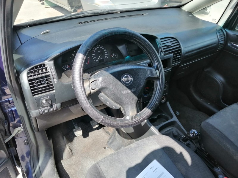 opel zafira a monospace (t98) del año 2001