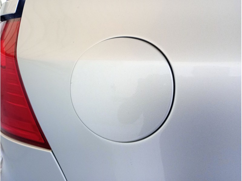 Recambio de tapa exterior combustible para volkswagen golf v (1k1) 1.9 tdi referencia OEM IAM 0  