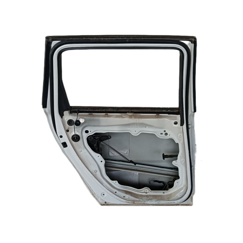Recambio de puerta trasera izquierda para volvo xc70 kinetic awd referencia OEM IAM   