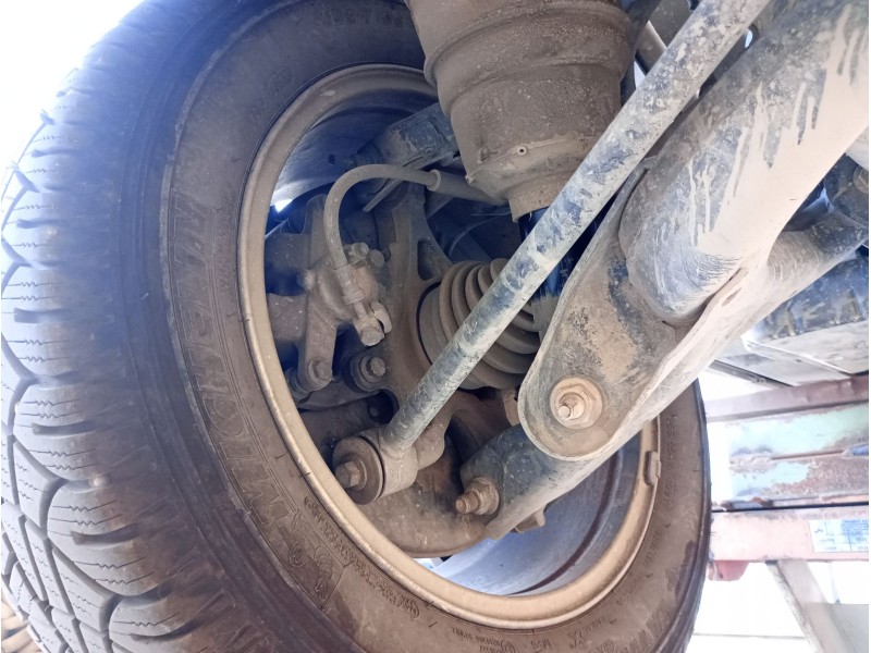 Recambio de mangueta trasera izquierda para land rover range rover sport i (l320) 2.7 d 4x4 referencia OEM IAM   