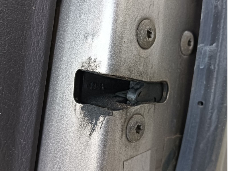 Recambio de puerta delantera derecha para chrysler 300 m (lr) 3.5 v6 referencia OEM IAM COMPLETA  