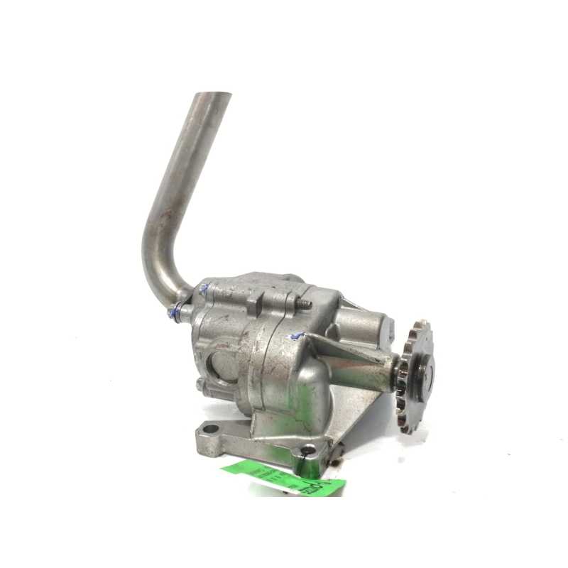Recambio de bomba aceite para mercedes-benz vito caja cerrada 6.03  115 cdi compacto (639.601) referencia OEM IAM 6111810201  A6
