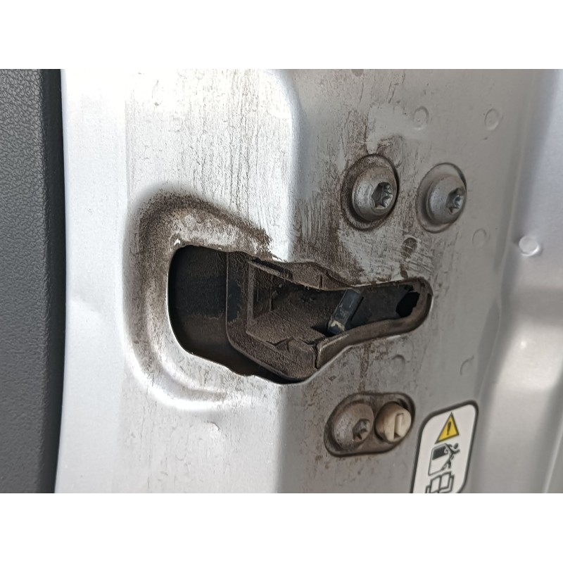 Recambio de puerta lateral corredera derecha para peugeot bipper tepee basis referencia OEM IAM COMPLETA  