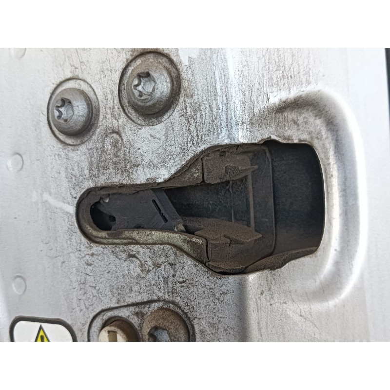 Recambio de puerta lateral corredera izquierda para peugeot bipper tepee basis referencia OEM IAM COMPLETA  