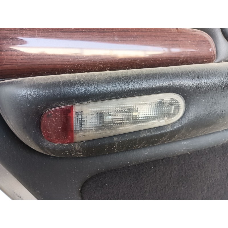 Recambio de puerta trasera izquierda para chrysler 300 m (lr) 3.5 v6 referencia OEM IAM COMPLETA  