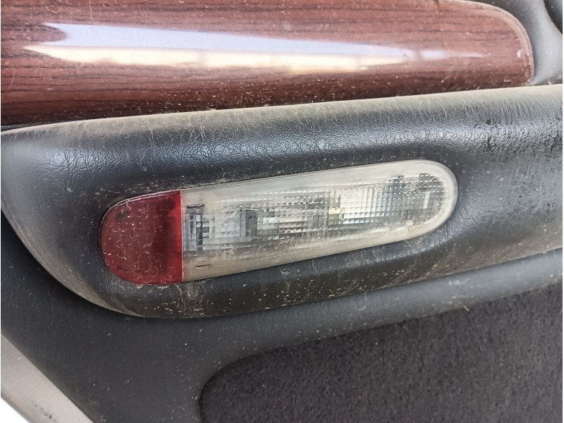 Recambio de puerta trasera izquierda para chrysler 300 m (lr) 3.5 v6 referencia OEM IAM COMPLETA  