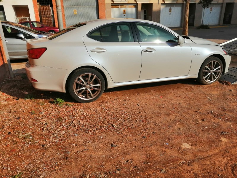 lexus is ii (_e2_) del año 2007