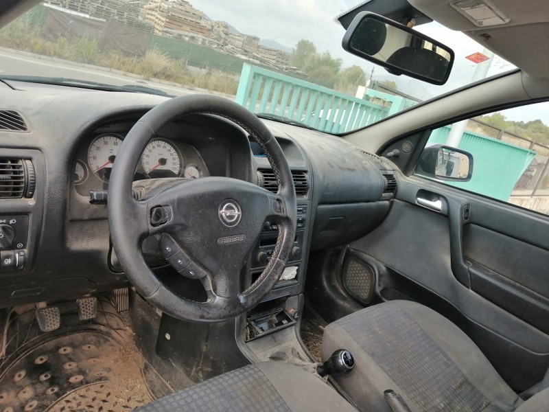 opel astra g classic (t98) del año 2004