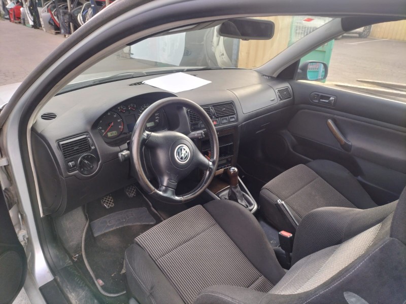 volkswagen golf iv (1j1) del año 2000