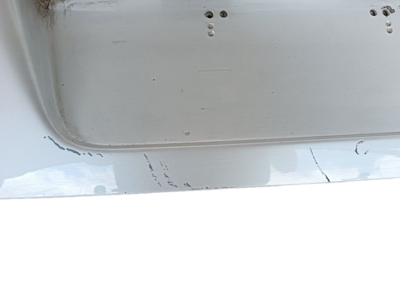 Recambio de porton trasero para lexus is200 (ds2/is2) 220d referencia OEM IAM  TAPA MALETERO 