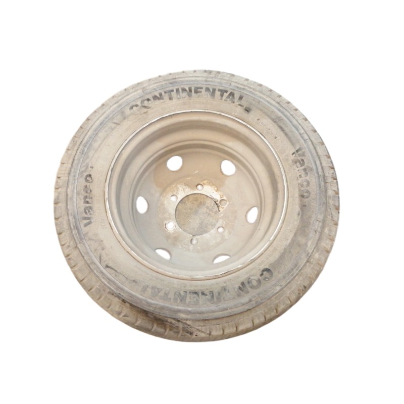 Recambio de neumatico repuesto para nissan atleon 120 referencia OEM IAM CONTINENTAL16 205/75 R16C 110/108R 