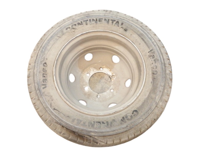 Recambio de neumatico repuesto para nissan atleon 120 referencia OEM IAM CONTINENTAL16 205/75 R16C 110/108R 
