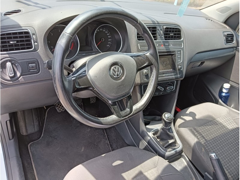 volkswagen polo v (6r1, 6c1) del año 2015