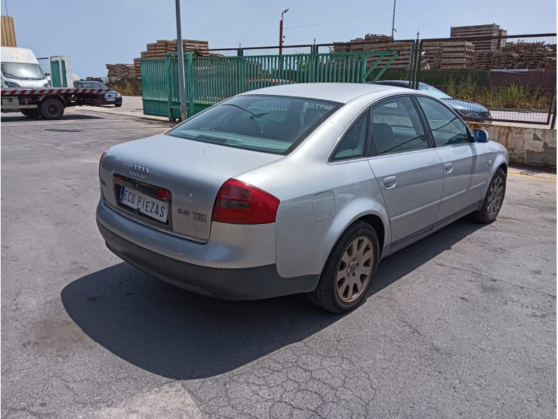 audi a6 c5 (4b2) del año 2000