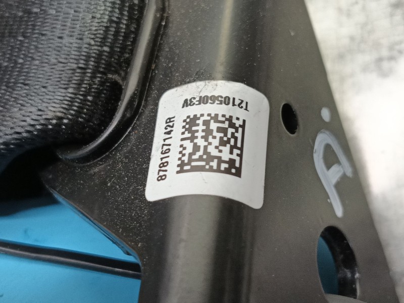 Recambio de enganche cinturon trasero derecho para renault arkana i (lcm_, ldn_) 1.6 e-tech 145 (ldmu) referencia OEM IAM   