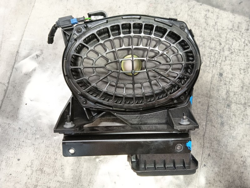 Recambio de altavoz para renault arkana i (lcm_, ldn_) 1.6 e-tech 145 (ldmu) referencia OEM IAM   