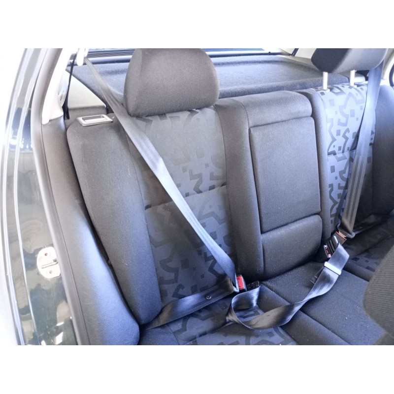 Recambio de cinturon seguridad trasero derecho para volkswagen golf iv (1j1) 1.9 tdi referencia OEM IAM   