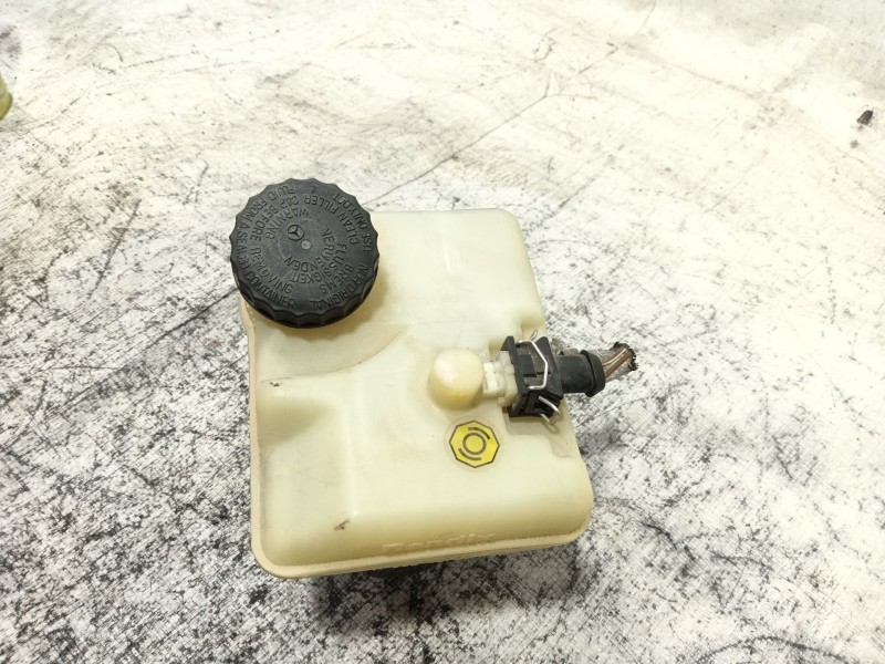 Recambio de bomba freno para mercedes-benz sprinter 3-t furgoneta (b903) 312 d 2.9 (903.461, 903.462, 903.463) referencia OEM IA