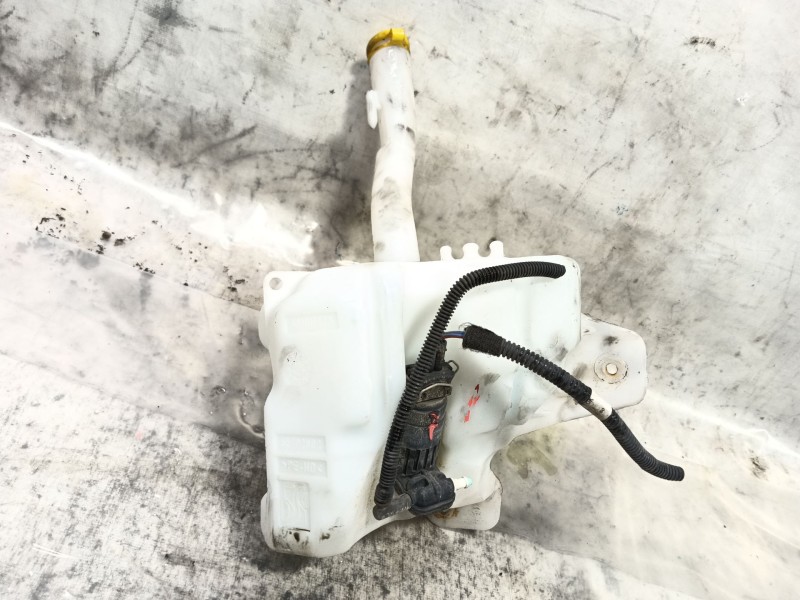 Recambio de deposito limpia para opel corsa d cosmo referencia OEM IAM   