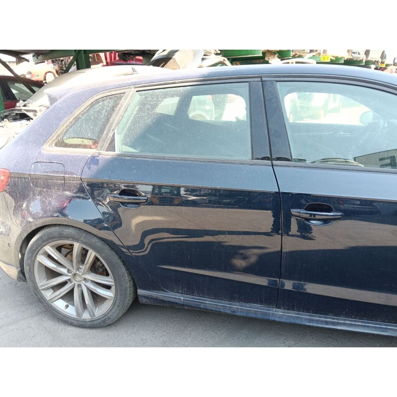 Recambio de puerta trasera derecha para audi a3 sportback (8va, 8vf) 30 tfsi referencia OEM IAM 8V4833052E  
