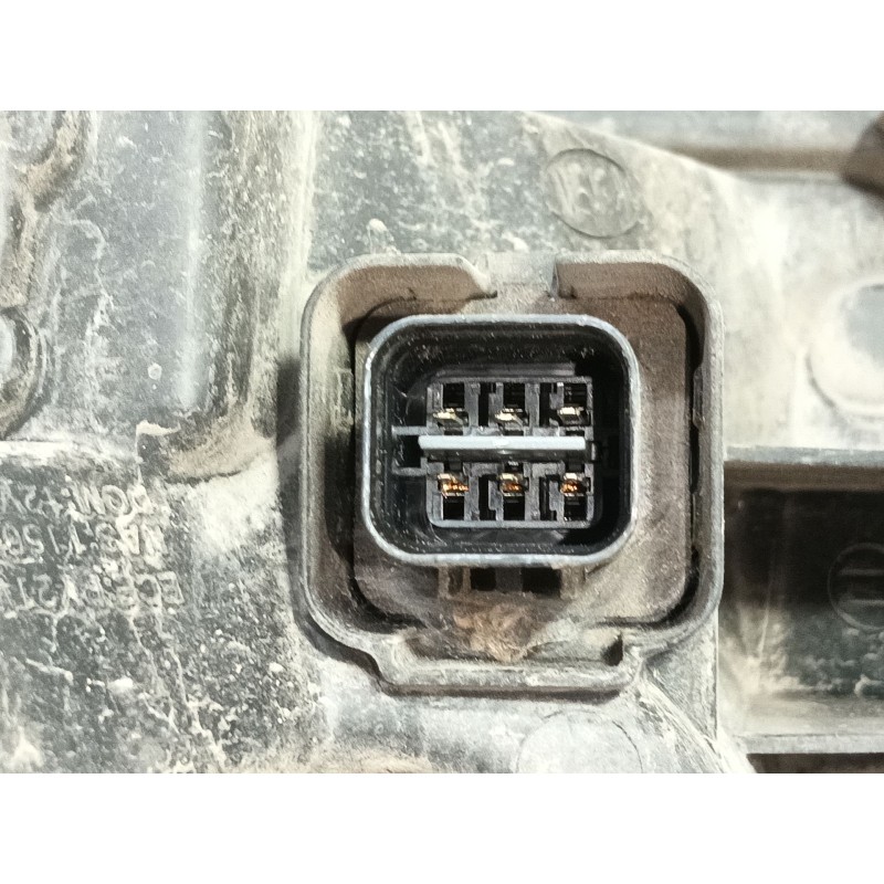Recambio de faro derecho para hyundai tucson (jm) 2.0 crdi cat referencia OEM IAM 921042E020 921022EXXX 
