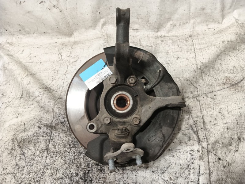 Recambio de mangueta delantera derecha para toyota prius plus (_w4_) 1.8 hybrid (zvw40w, zvw41w) referencia OEM IAM   