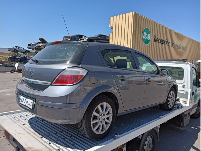 opel astra h (a04) del año 2005