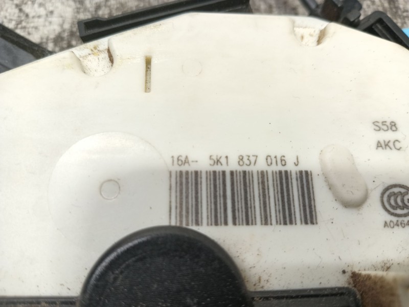 Recambio de cerradura puerta delantera derecha para seat leon (5f1) 1.2 tsi referencia OEM IAM   