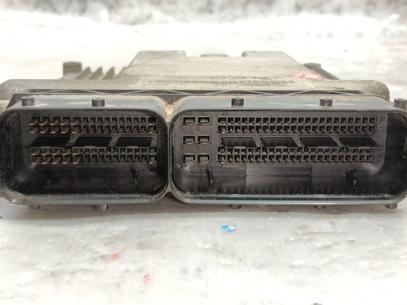 Recambio de centralita motor uce para volkswagen touareg (7la, 7l6, 7l7) 5.0 v10 tdi referencia OEM IAM 070906016AA  