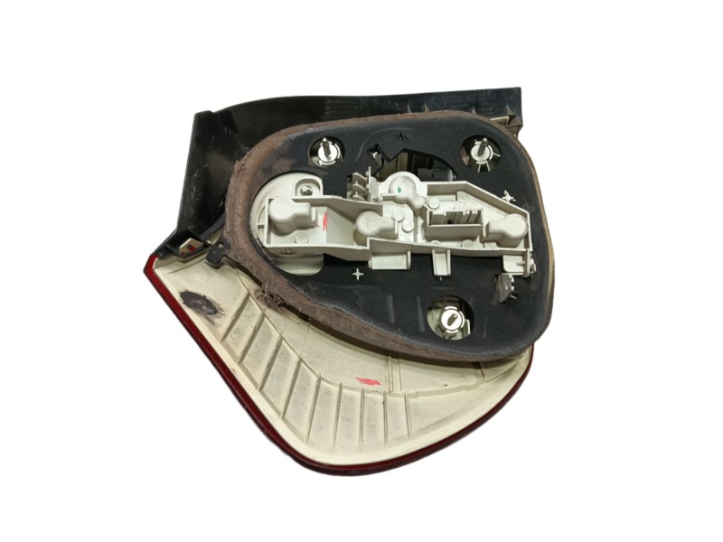 Recambio de piloto trasero derecho para bmw 1 (e87) 120 d referencia OEM IAM   