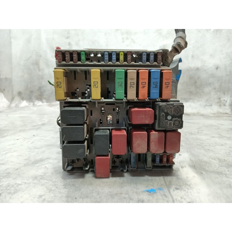 Recambio de caja reles / fusibles para ford ka (ccu) titanium referencia OEM IAM   